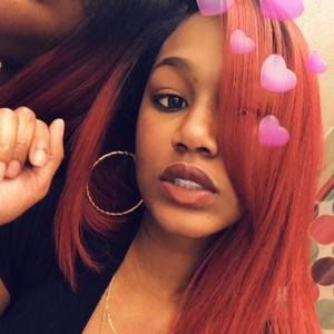 Meet your Posher, Camille